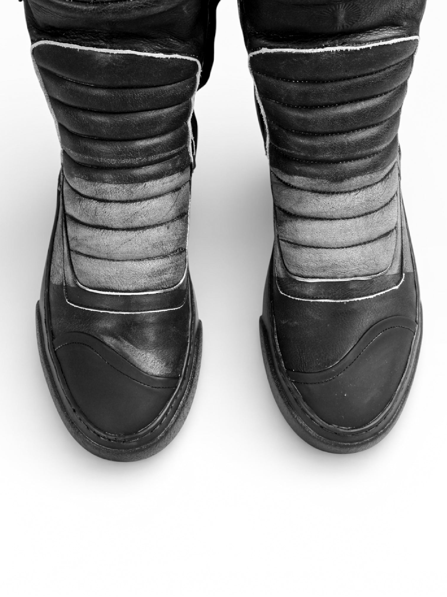 MOTO ACID BLACK LEATHER BLACK SOLE