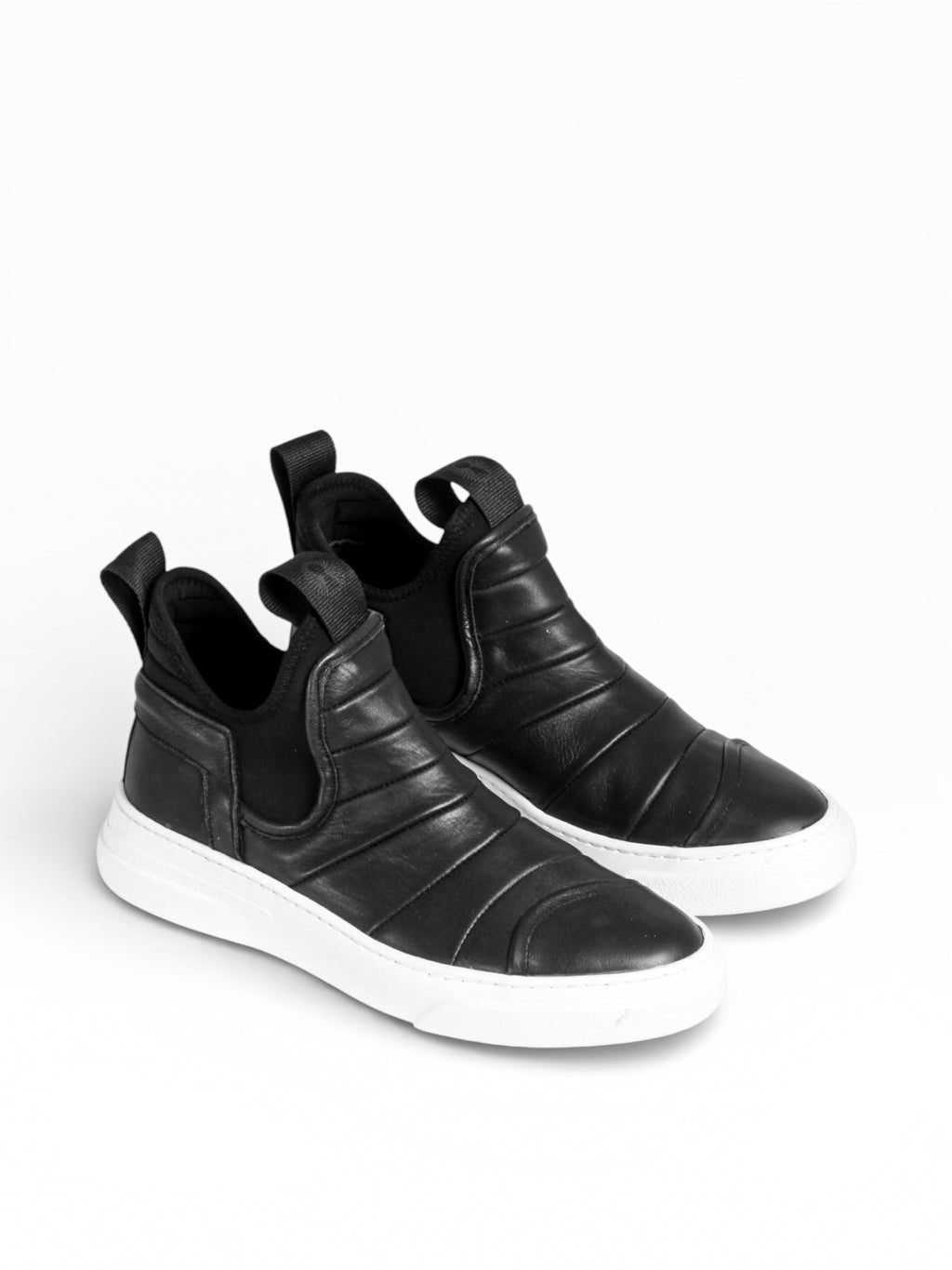 DREAMER - Black leather white sole