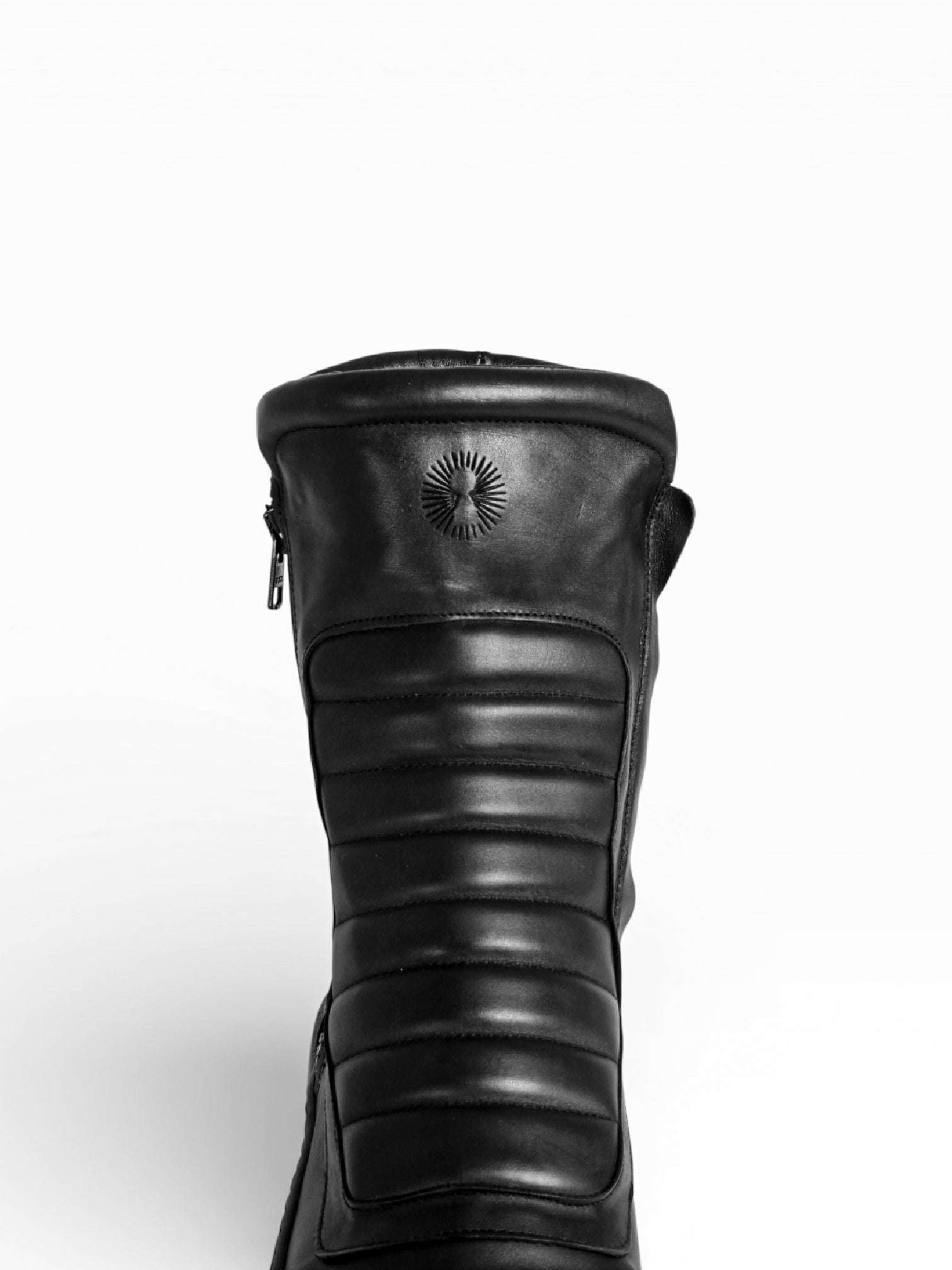 MOTO BLACK LEATHER BLACK SOLE