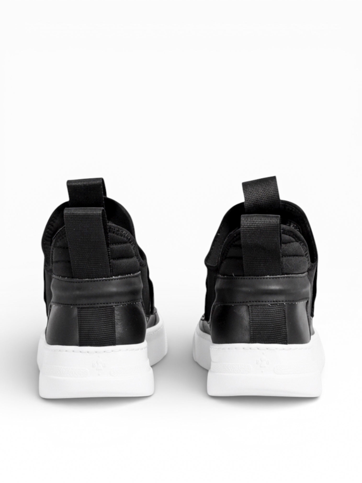 DAMPER - Black leather white sole