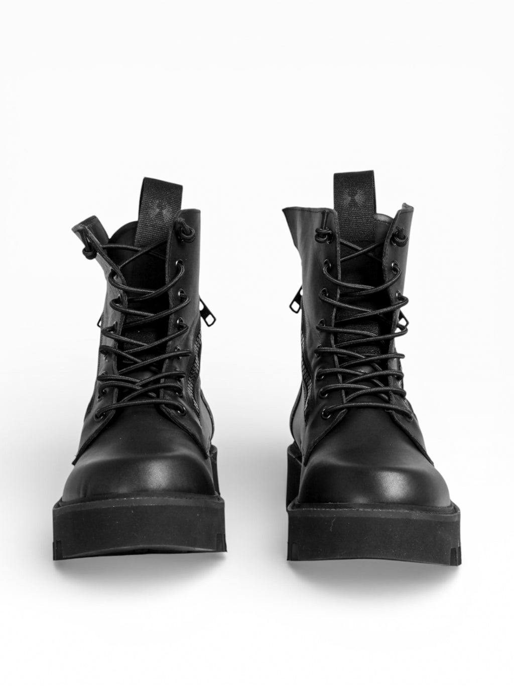 Herren Mid Boots aus schwarzem Leder mit doppeltem Reißverschluss und schwarzem Boden - DOC