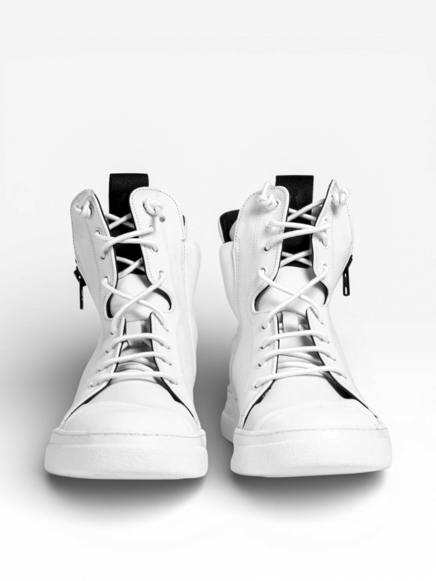 JOSEPH - White leather white sole