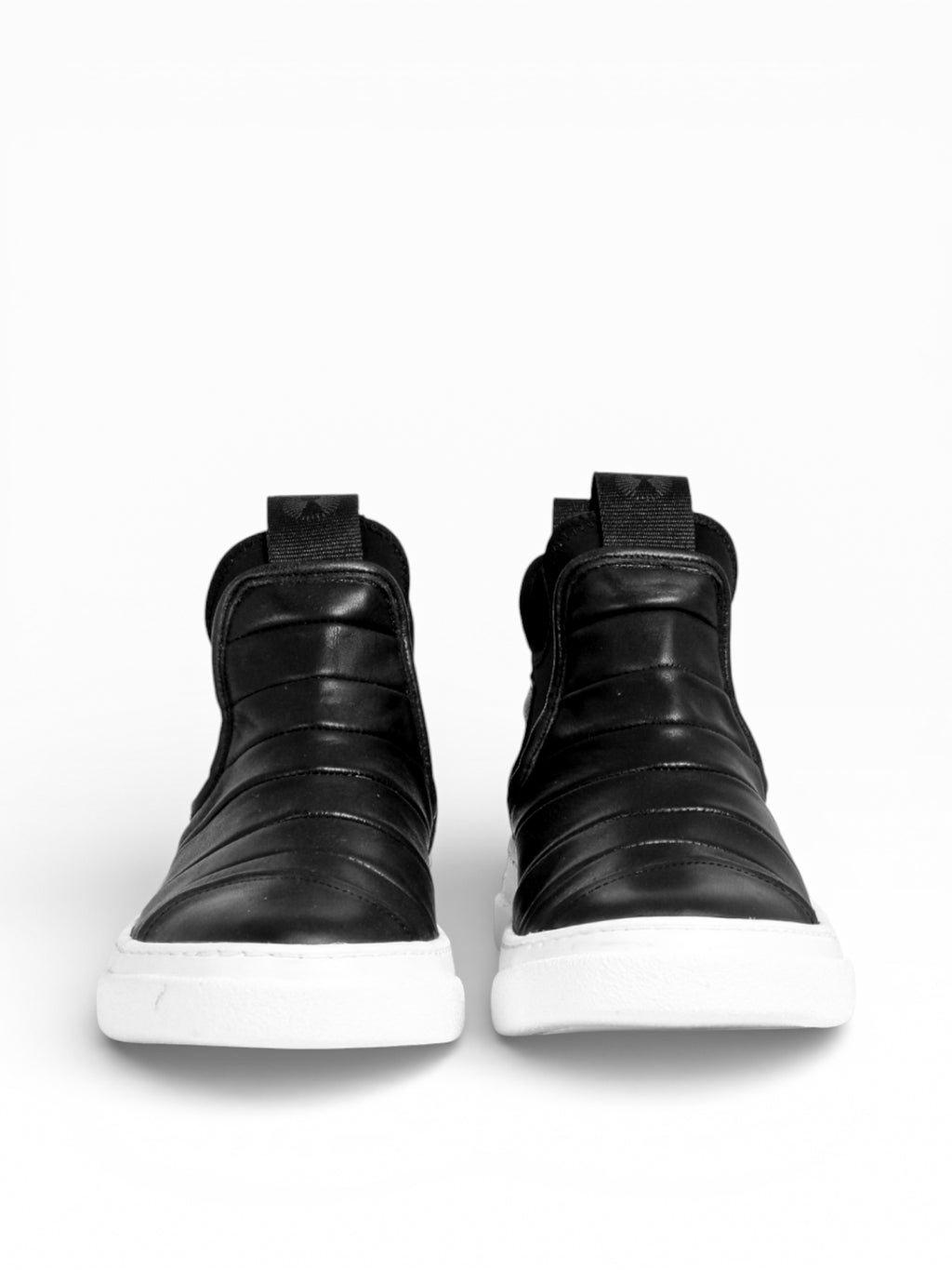 DREAMER - Black leather white sole