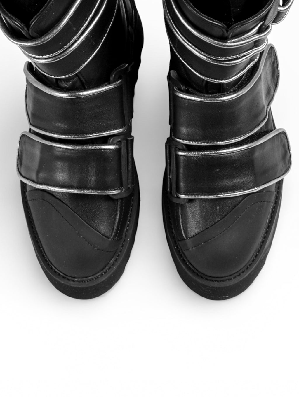 BURNING - Black leather black sole