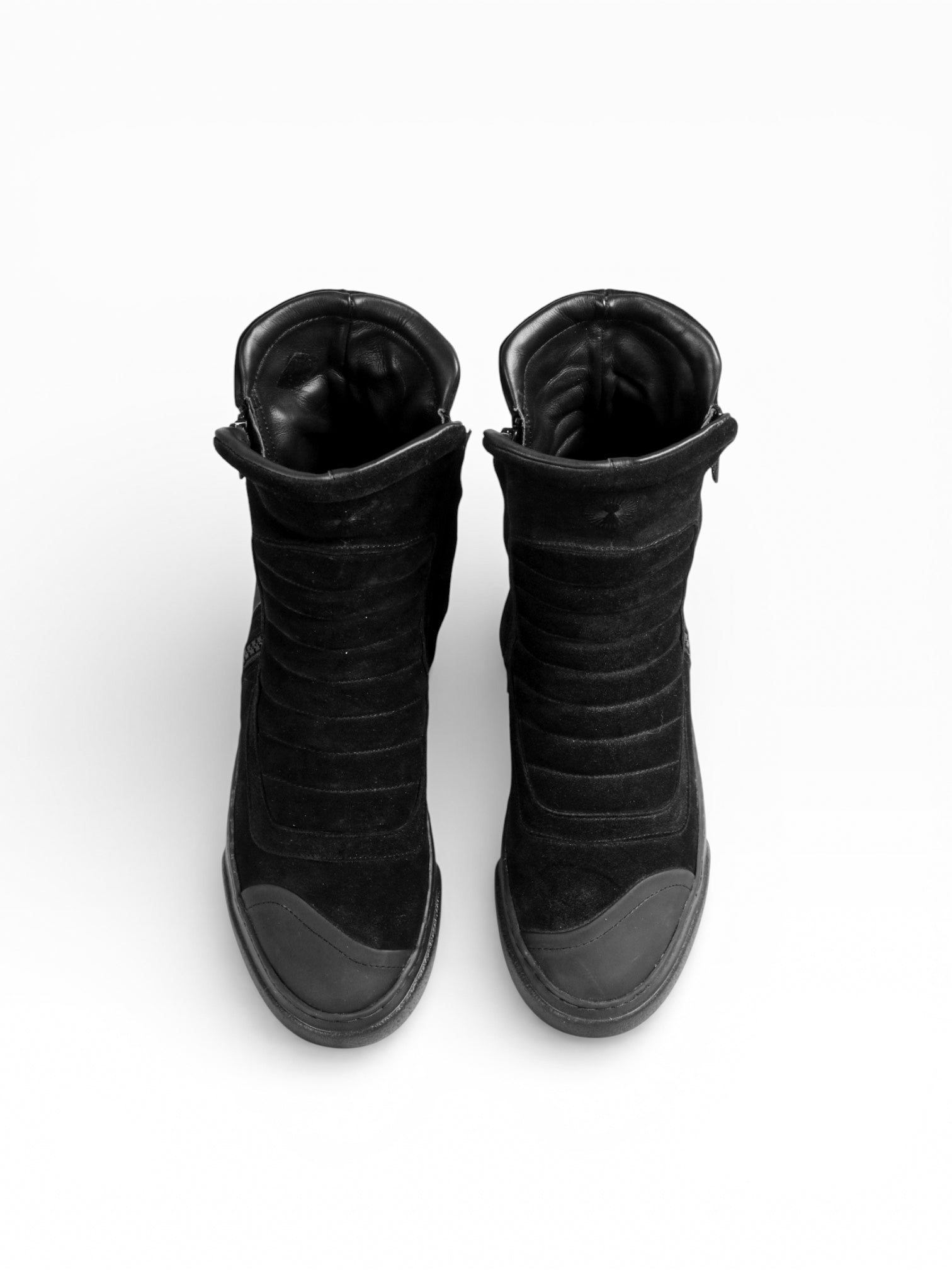 MOTO BLACK SUEDE BLACK SOLE