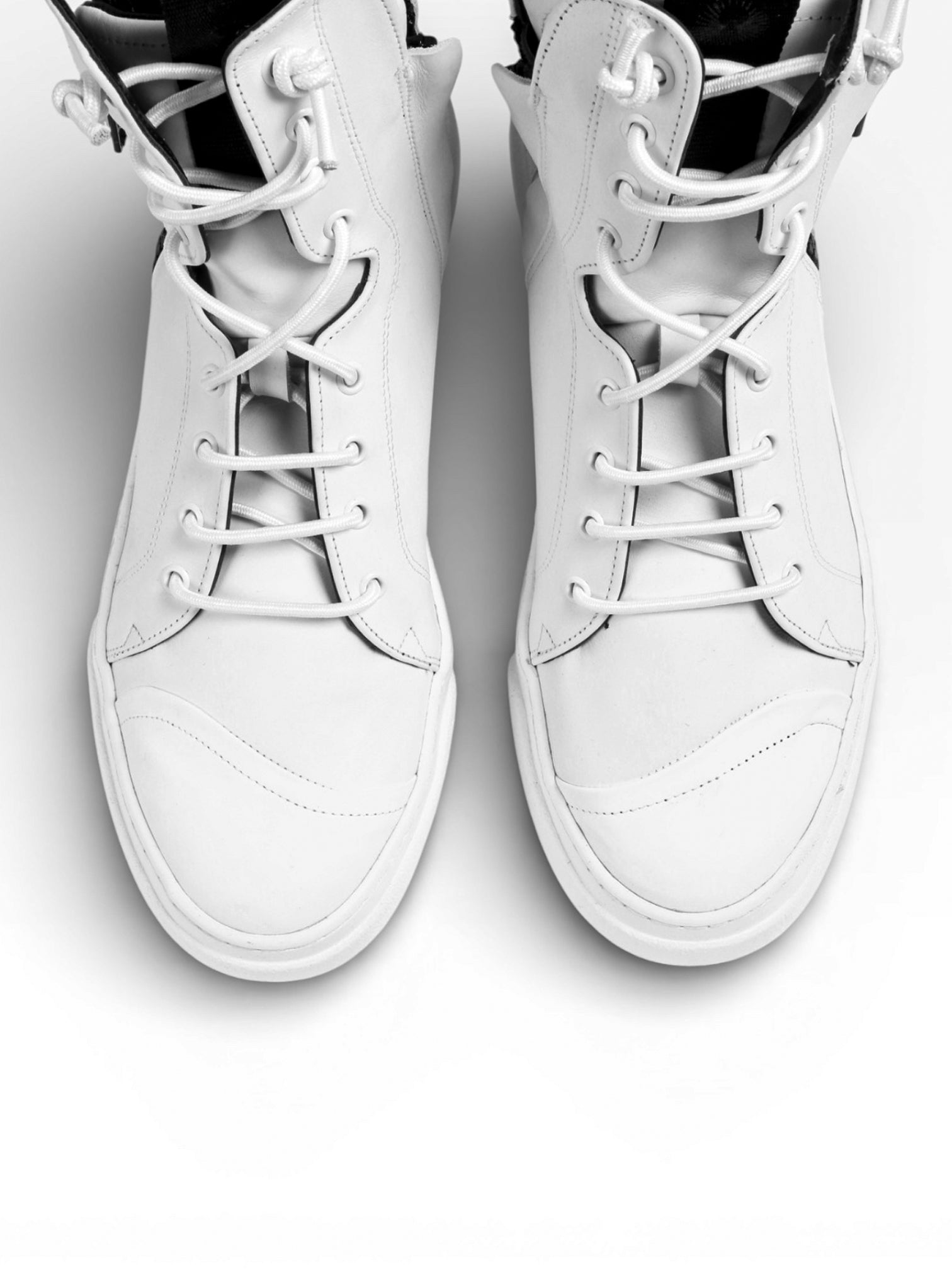JOSEPH - White leather white sole