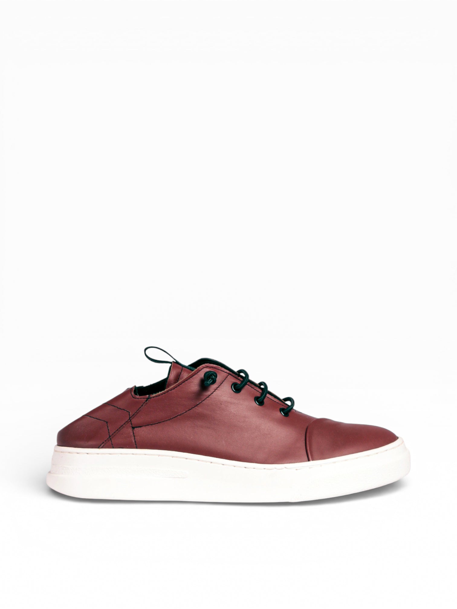 Französischer Herren-Sneaker aus rotem Leder mit weißem Boden - GIF