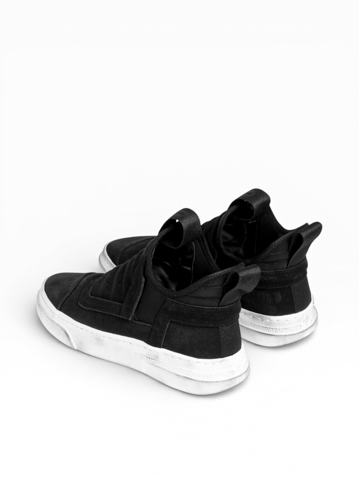 DAMPER WASHED BLACK SUEDE WHITE SOLE