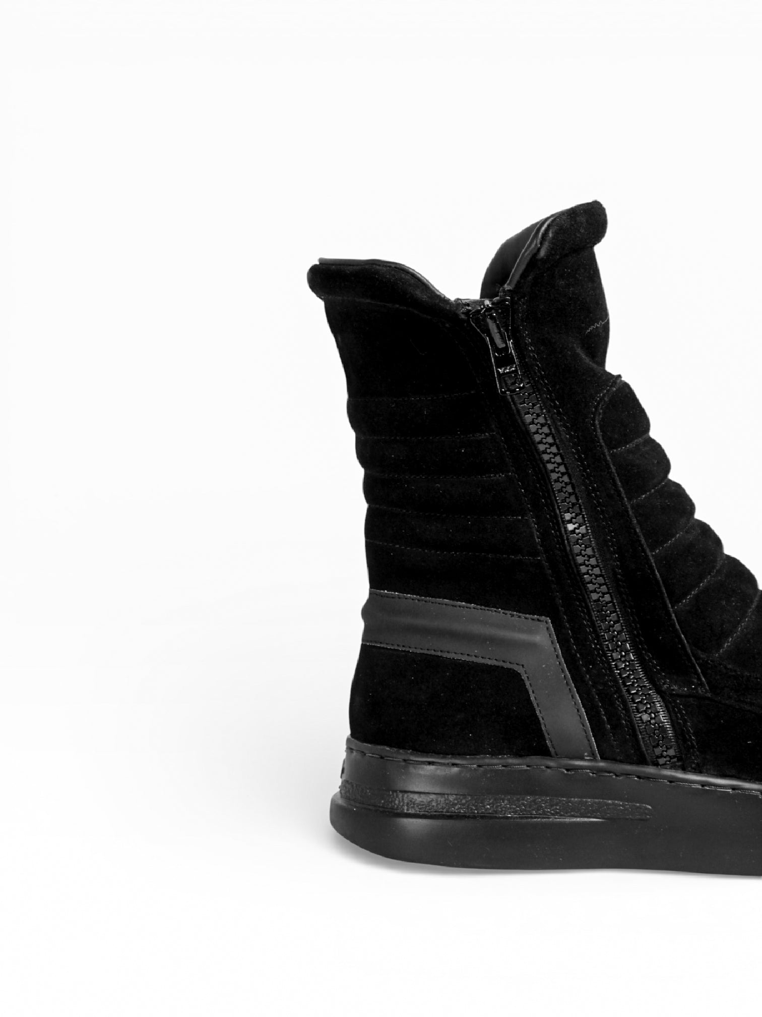 MOTO BLACK SUEDE BLACK SOLE