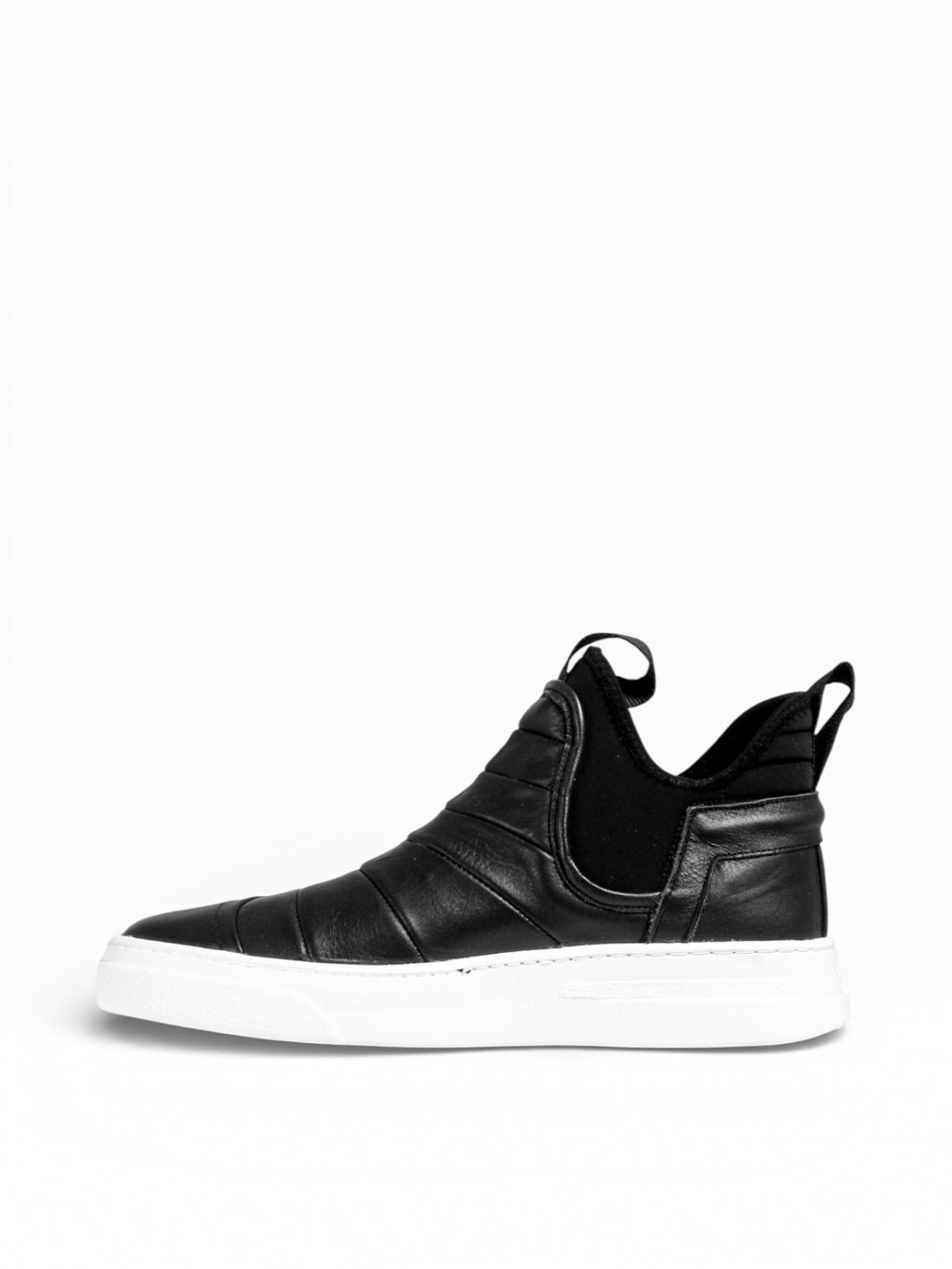 DREAMER - Black leather white sole