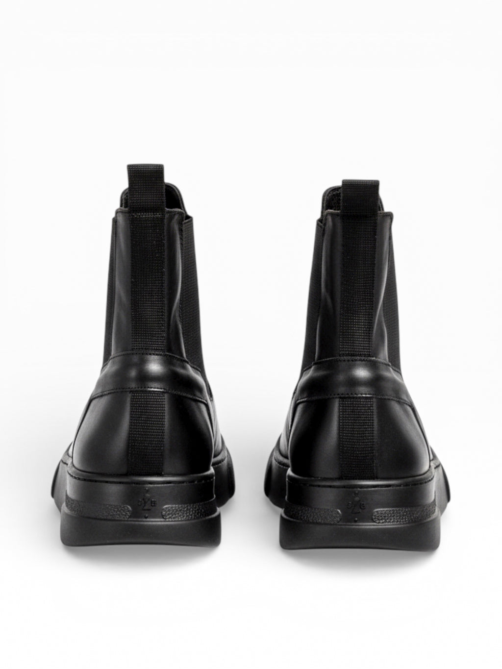 FLAYER BLACK LEATHER BLACK SOLE