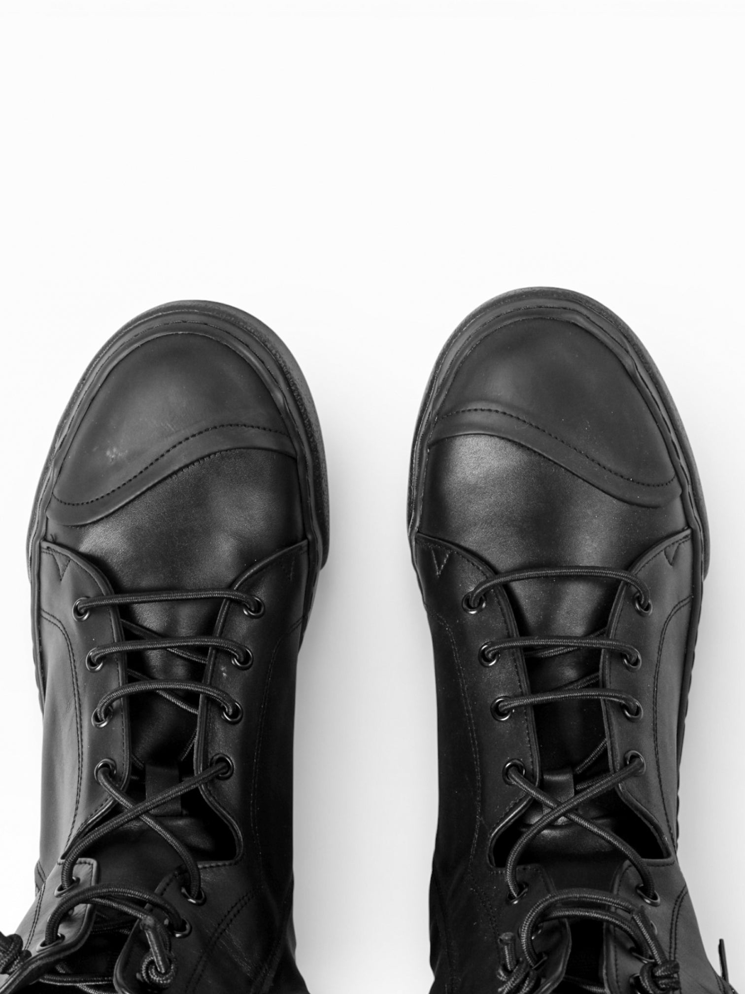 JOSEPH BLACK LEATHER BLACK SOLE