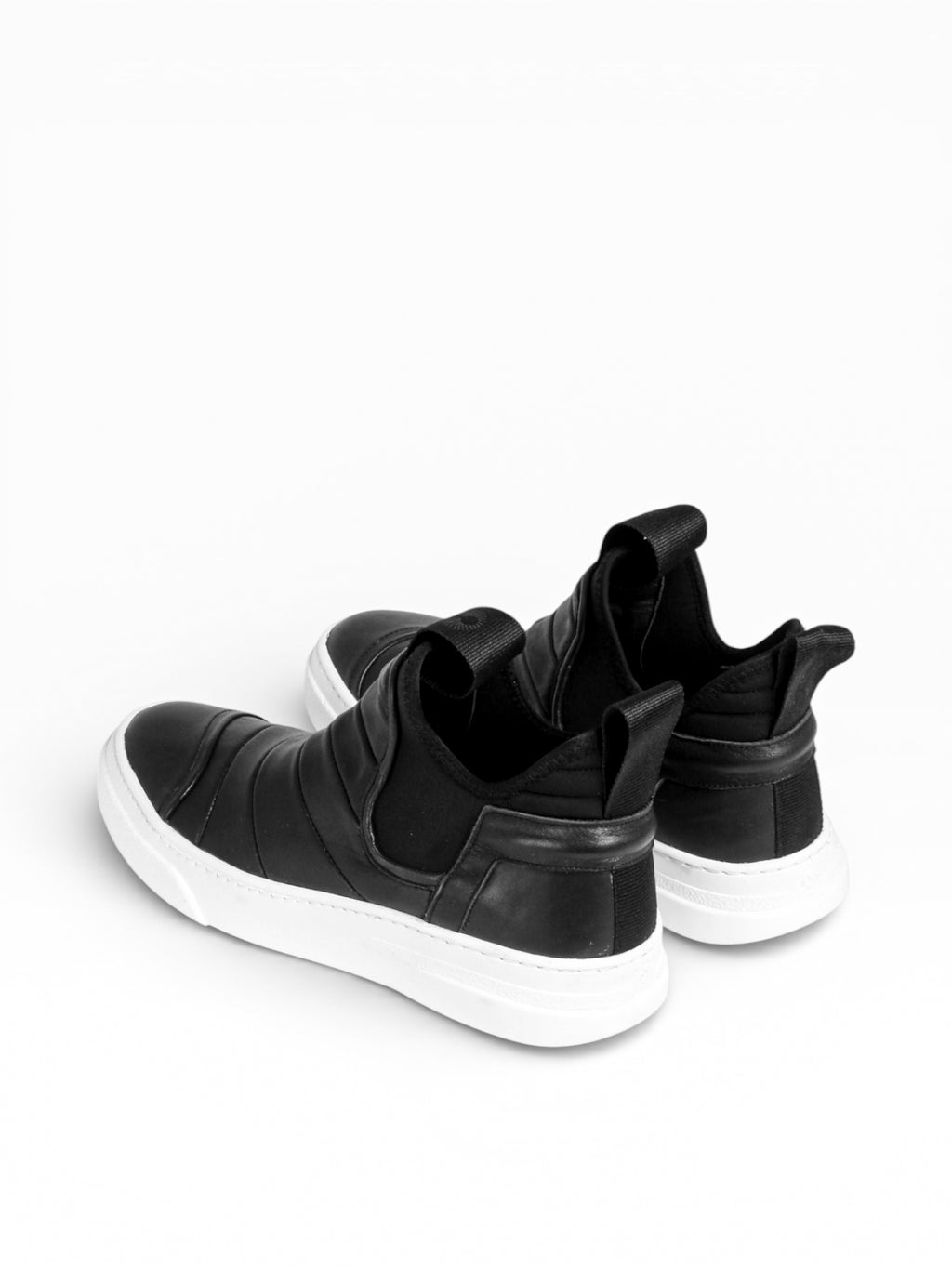 DREAMER - Black leather white sole