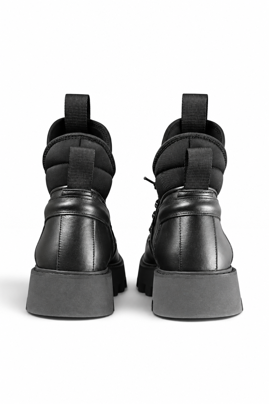CROUD – Stivaletto mountain pelle nera suola carrarmato
