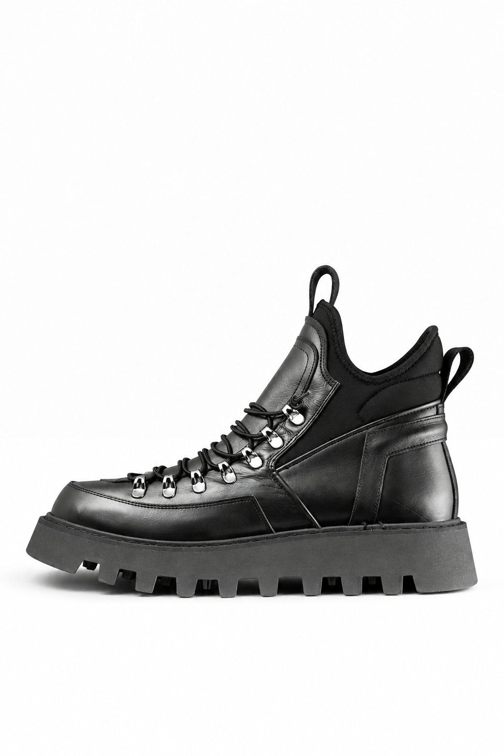CROUD – Stivaletto mountain pelle nera suola carrarmato