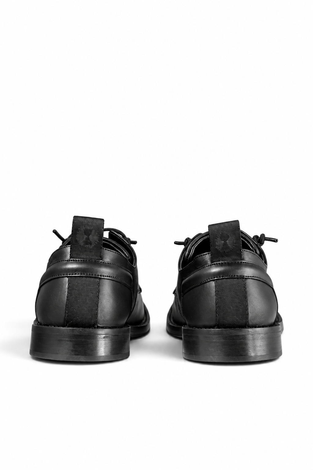 FOON – Schwarze Leder-Derbys mit Ledersohle