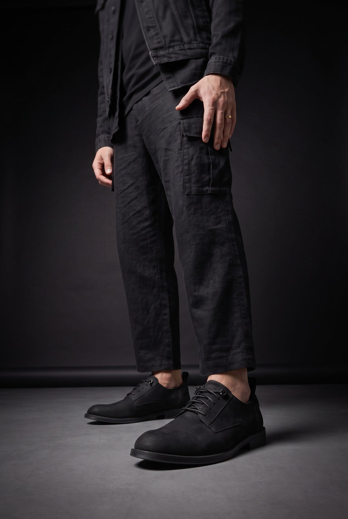 FOON – Black Nubuck Derby Shoes with Leather Sole