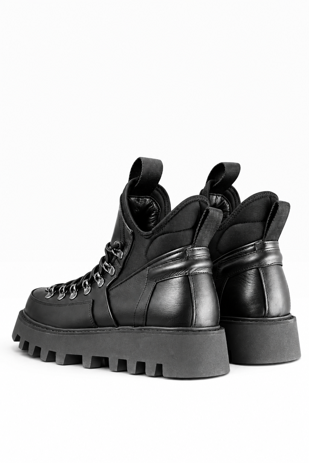FUJI – Schwarzer Mountain-Stiefel aus Leder mit Profilsohle