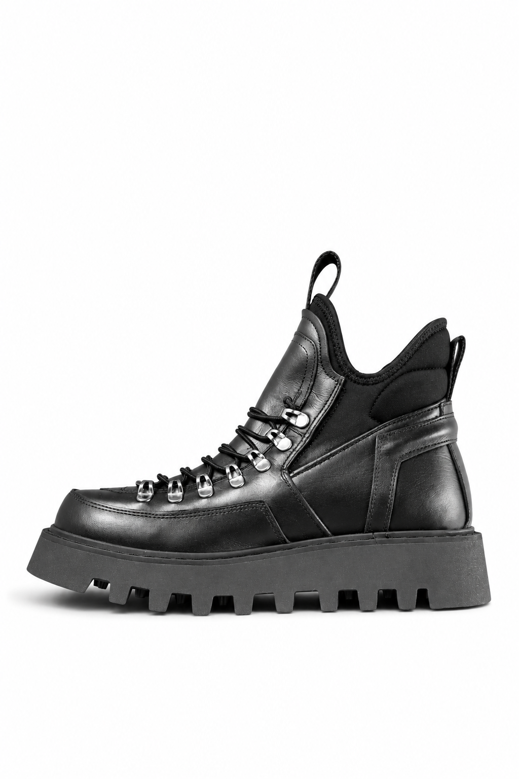 FUJI – Schwarzer Mountain-Stiefel aus Leder mit Profilsohle