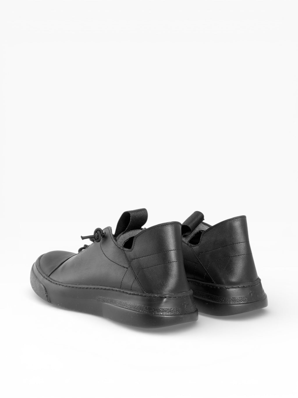 GIF BLACK LEATHER BLACK SOLE