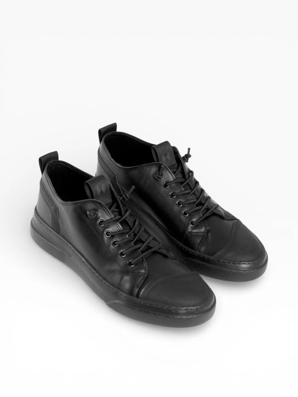CECCA - Black leather black sole