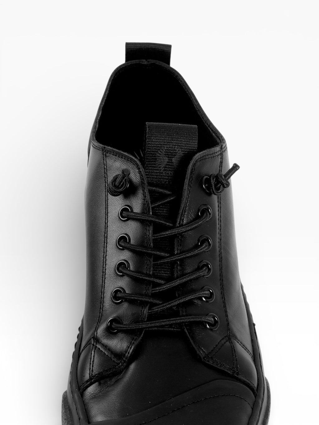 CECCA - Black leather black sole