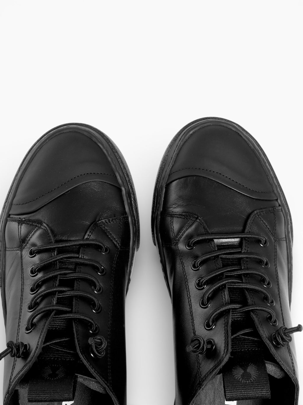 CECCA - Black leather black sole