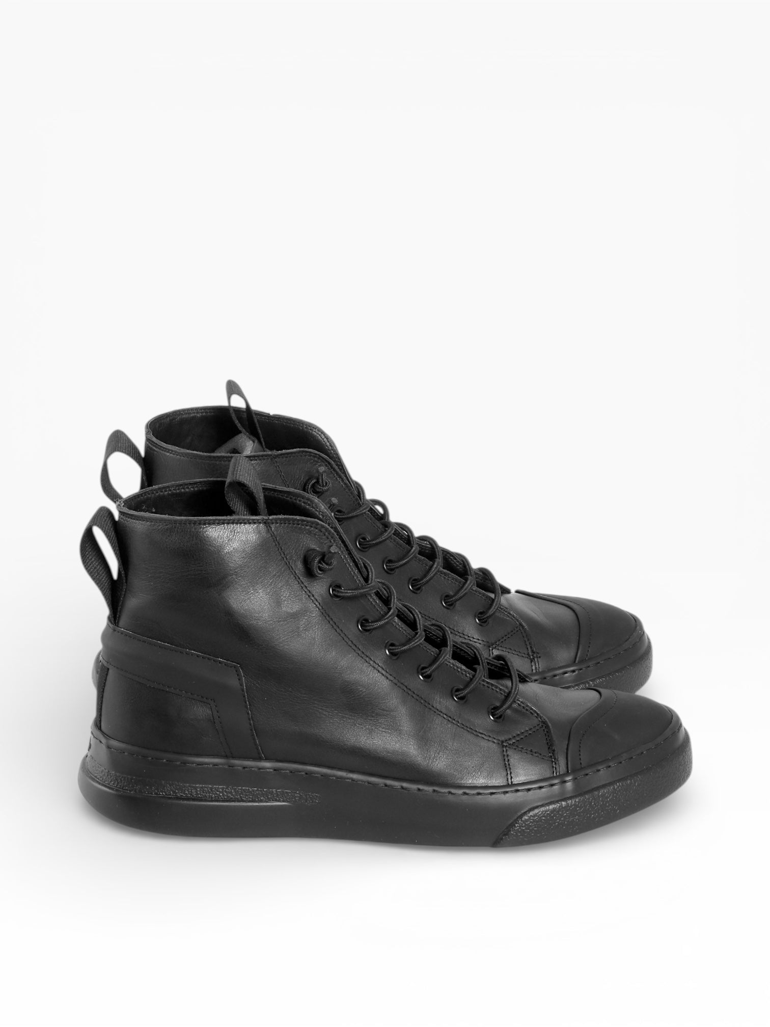 POLON BLACK LEATHER BLACK SOLE