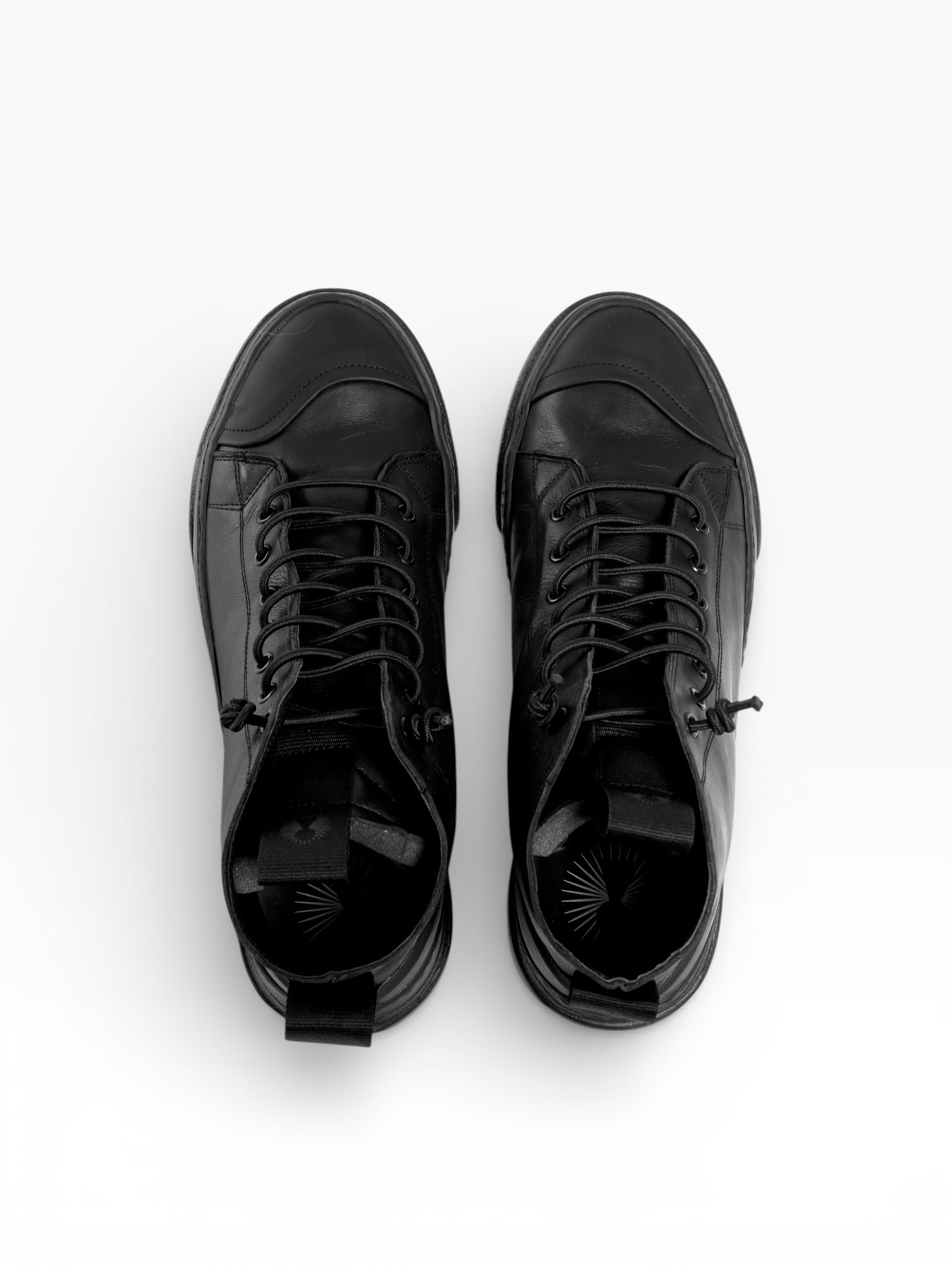 POLON BLACK LEATHER BLACK SOLE