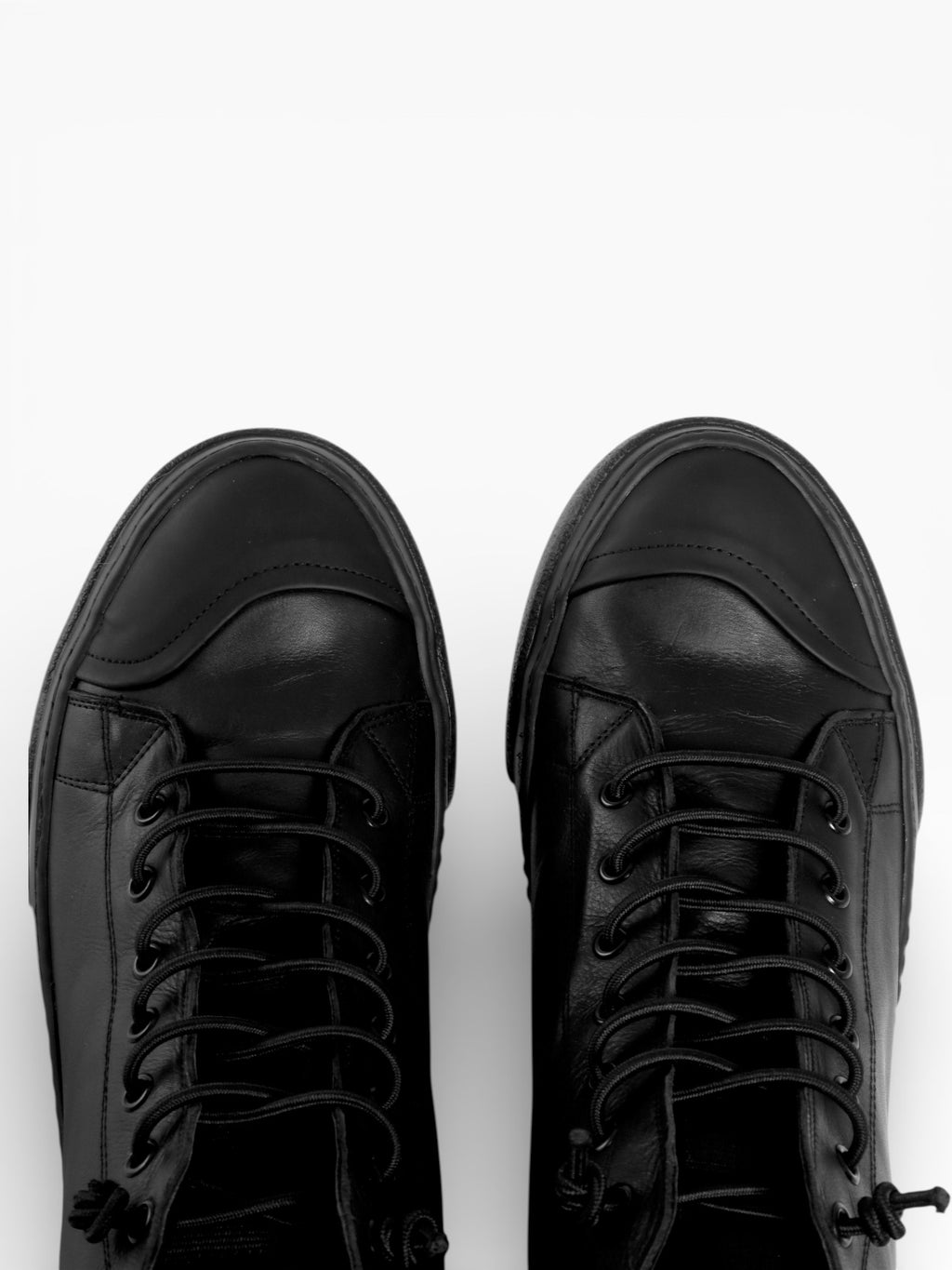 POLON BLACK LEATHER BLACK SOLE