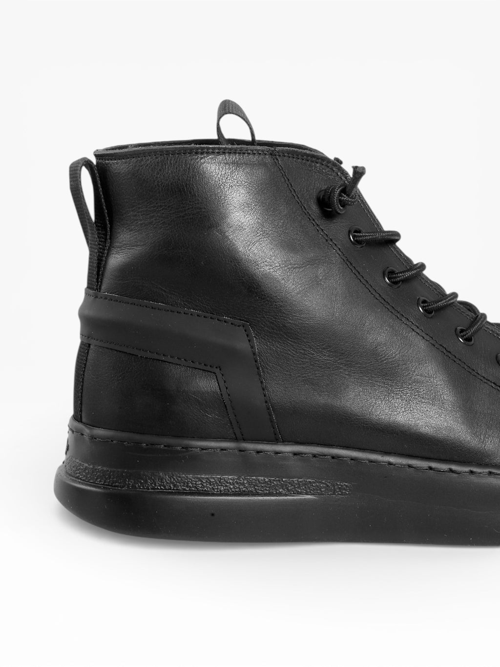 POLON BLACK LEATHER BLACK SOLE