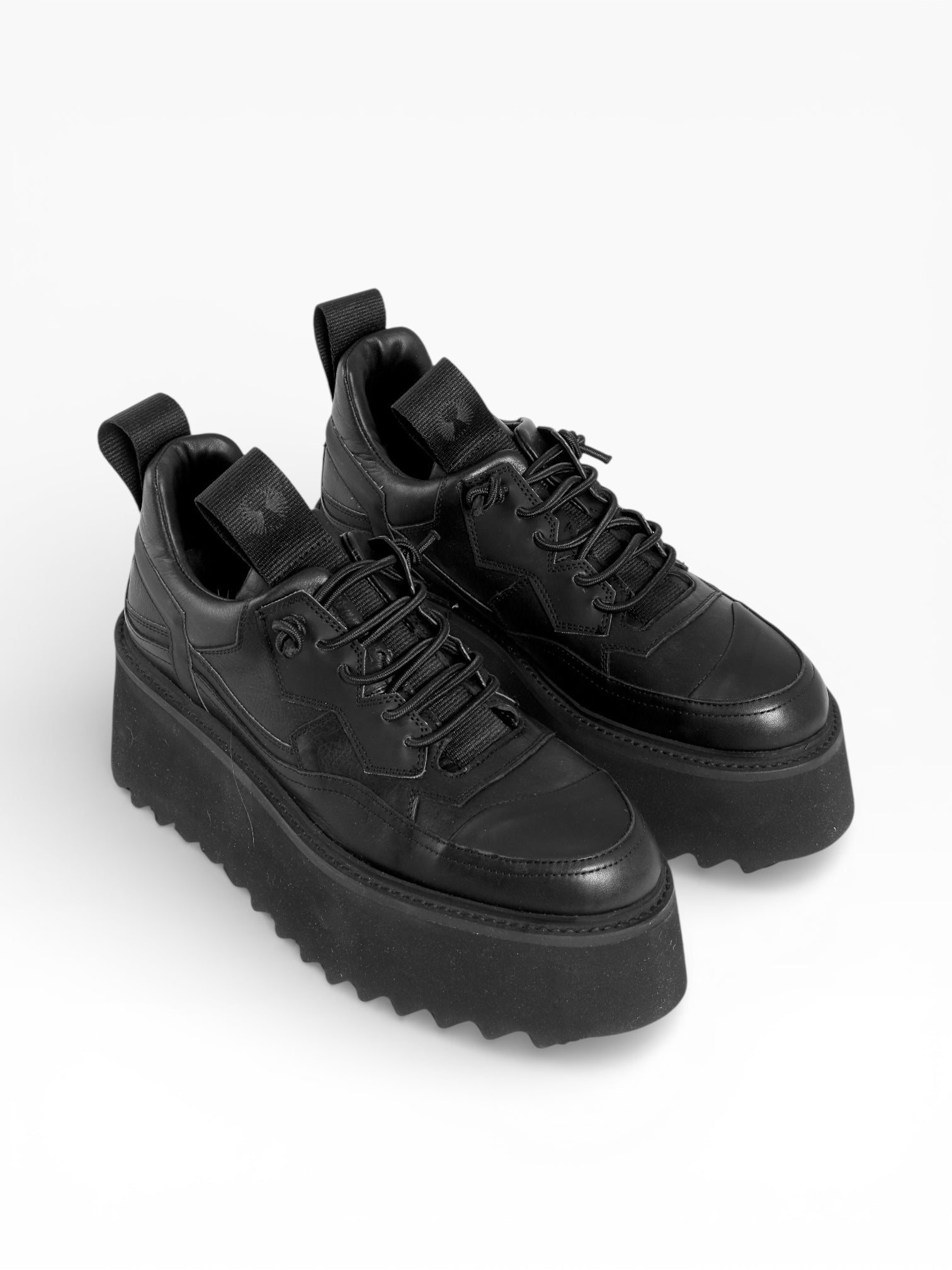 Sneakers e boots donna artigianali | Bruno Bordese