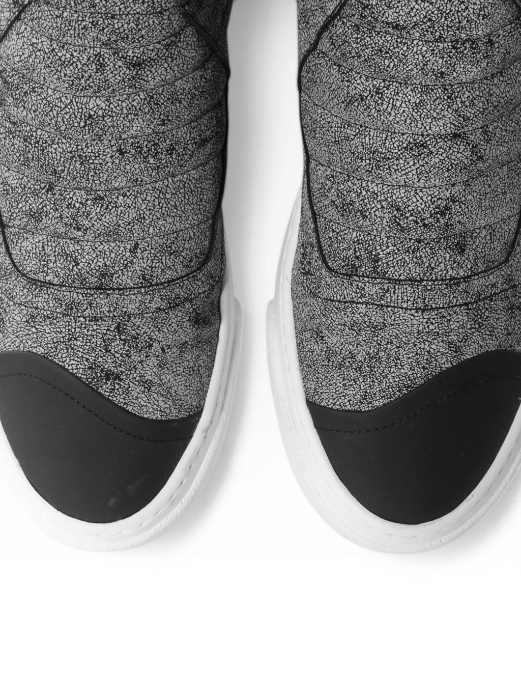 Sneaker slip on uomo in pelle craclè  fondo bianco - DAMPER