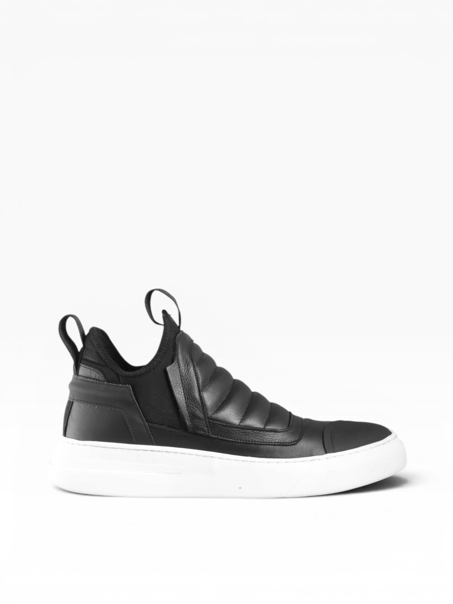 Sneaker slip on uomo in pelle nera fondo bianco - DAMPER
